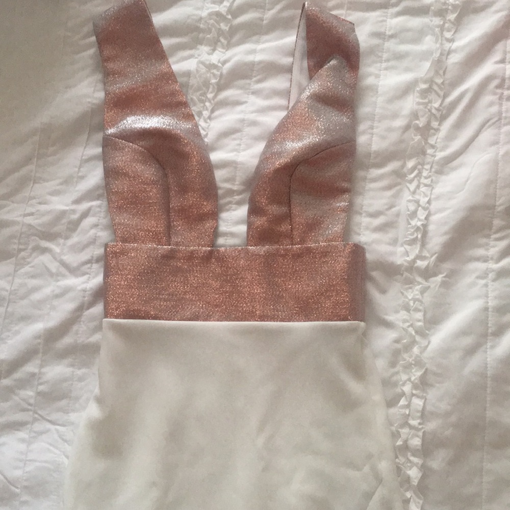 Fun party dress (never worn)
